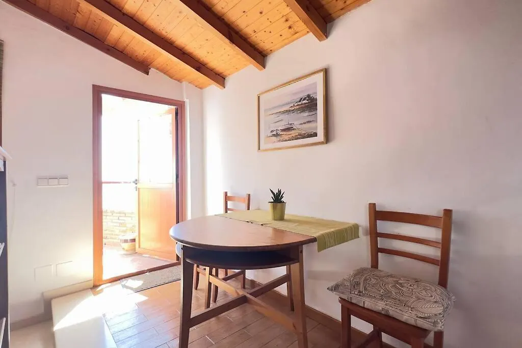 Apartment Casa Canillas - For Solo Travelers Or Small Groups Of 4 To 6 People Canillas de Aceituno